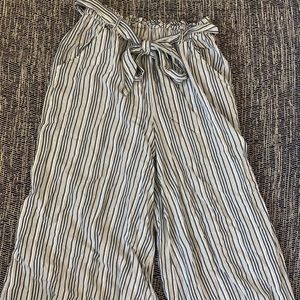 American Eagle Striped Flowy Pants